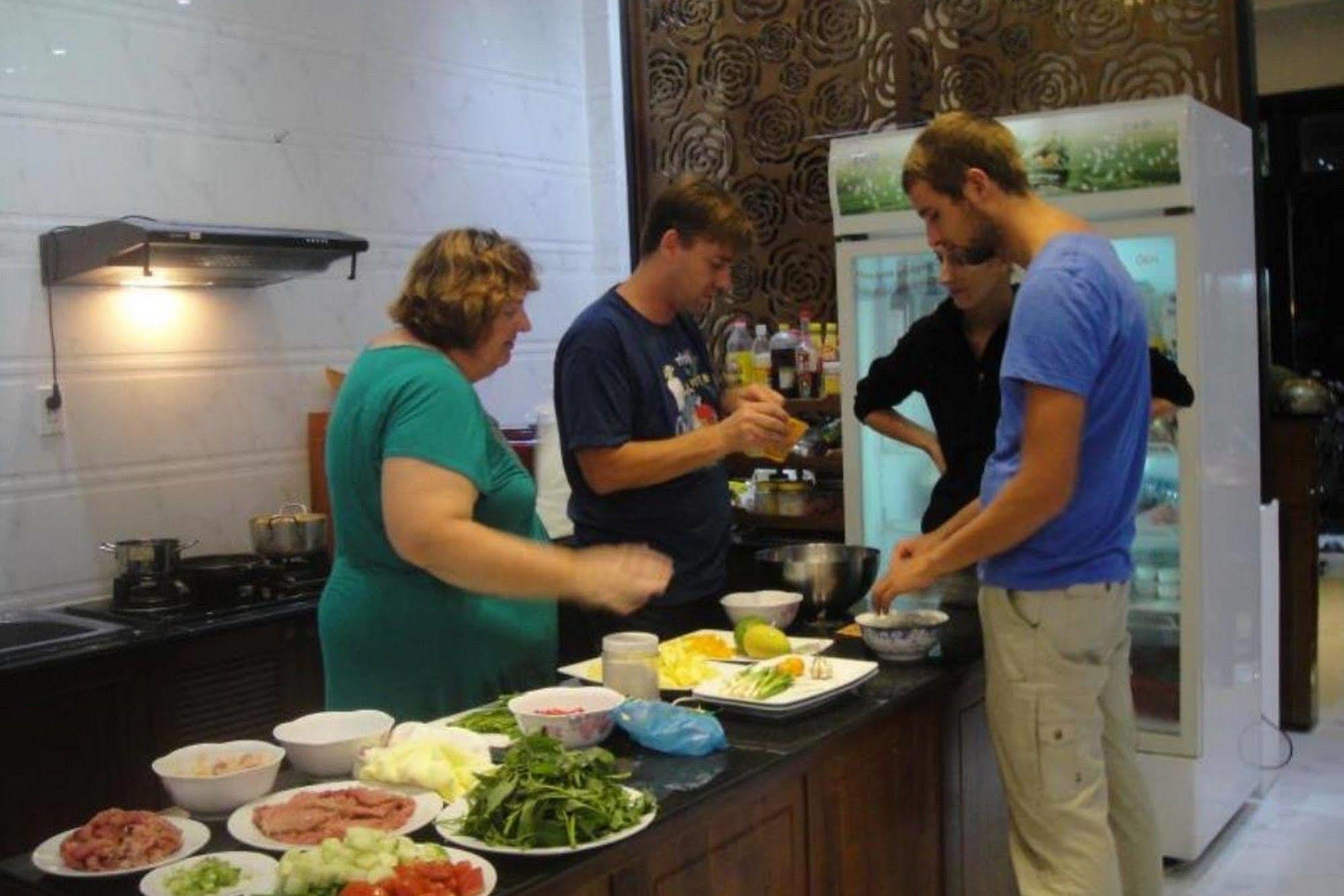 Golden Bell Homestay Hoi An Luaran gambar